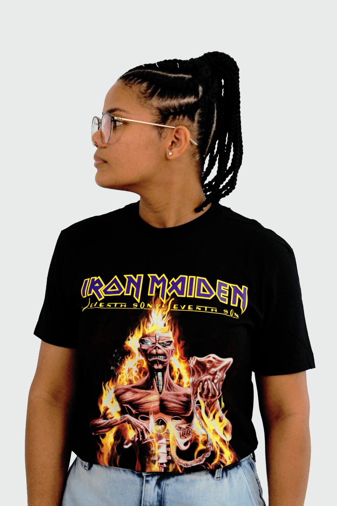 Camiseta Manga Curta Iron Maiden The Seventh Son Flames