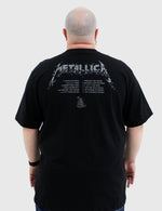 Camiseta Metallica Black Album Modelo Esta de Costas
