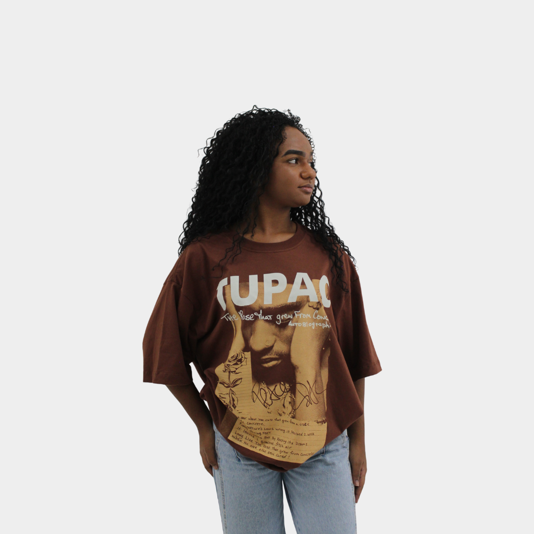 Camiseta Oversized Tupac The Rose That Grew From Concrete