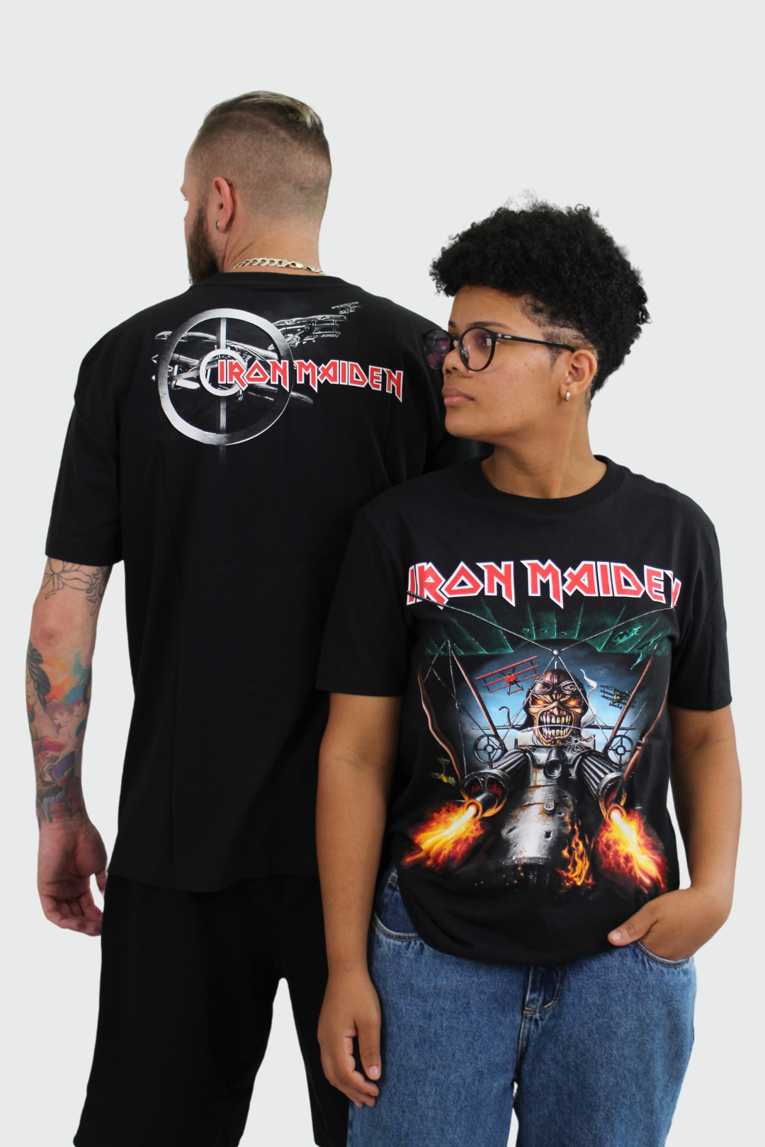 Camiseta Manga Curta Iron Maiden Calendar