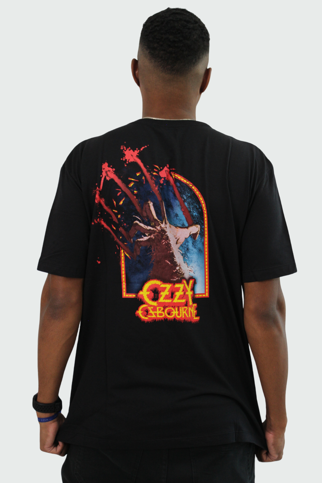 Camiseta Manga Curta Ozzy Osbourne Bark At The Moon