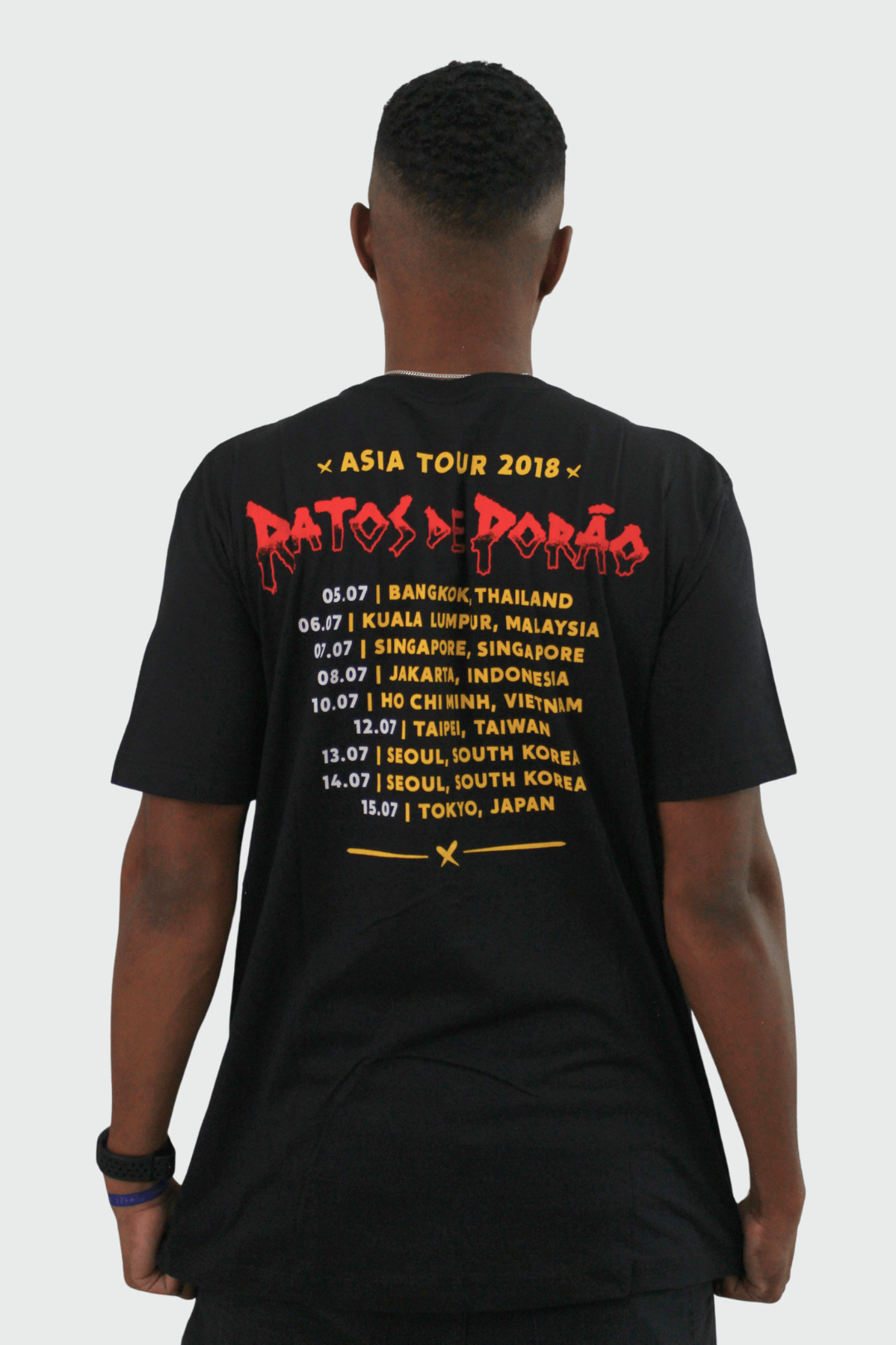 Camiseta Manga Curta Ratos De Porão Mickey Pirata – Consulado do Rock