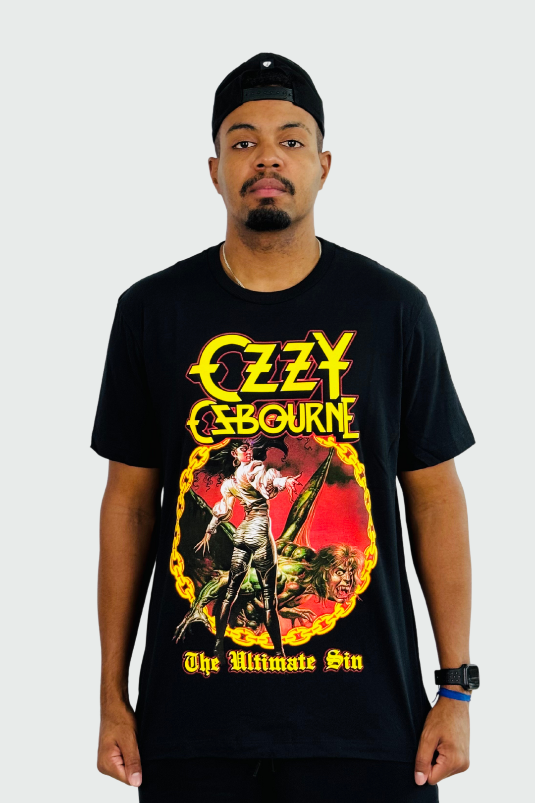 Camiseta Manga Curta Ozzy Osbourne The Ultimate Sin