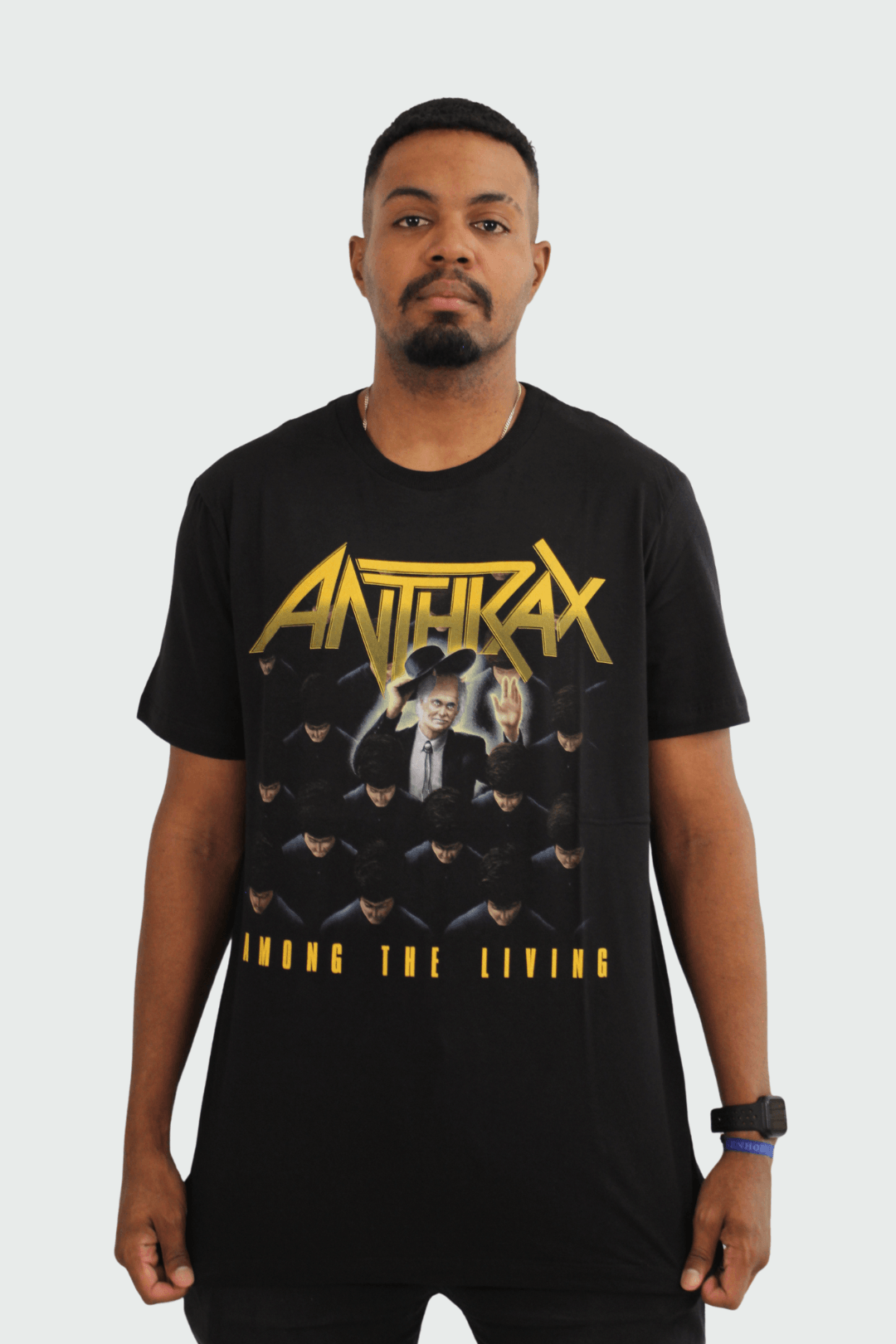 Camiseta Manga Curta Anthrax Among The Living