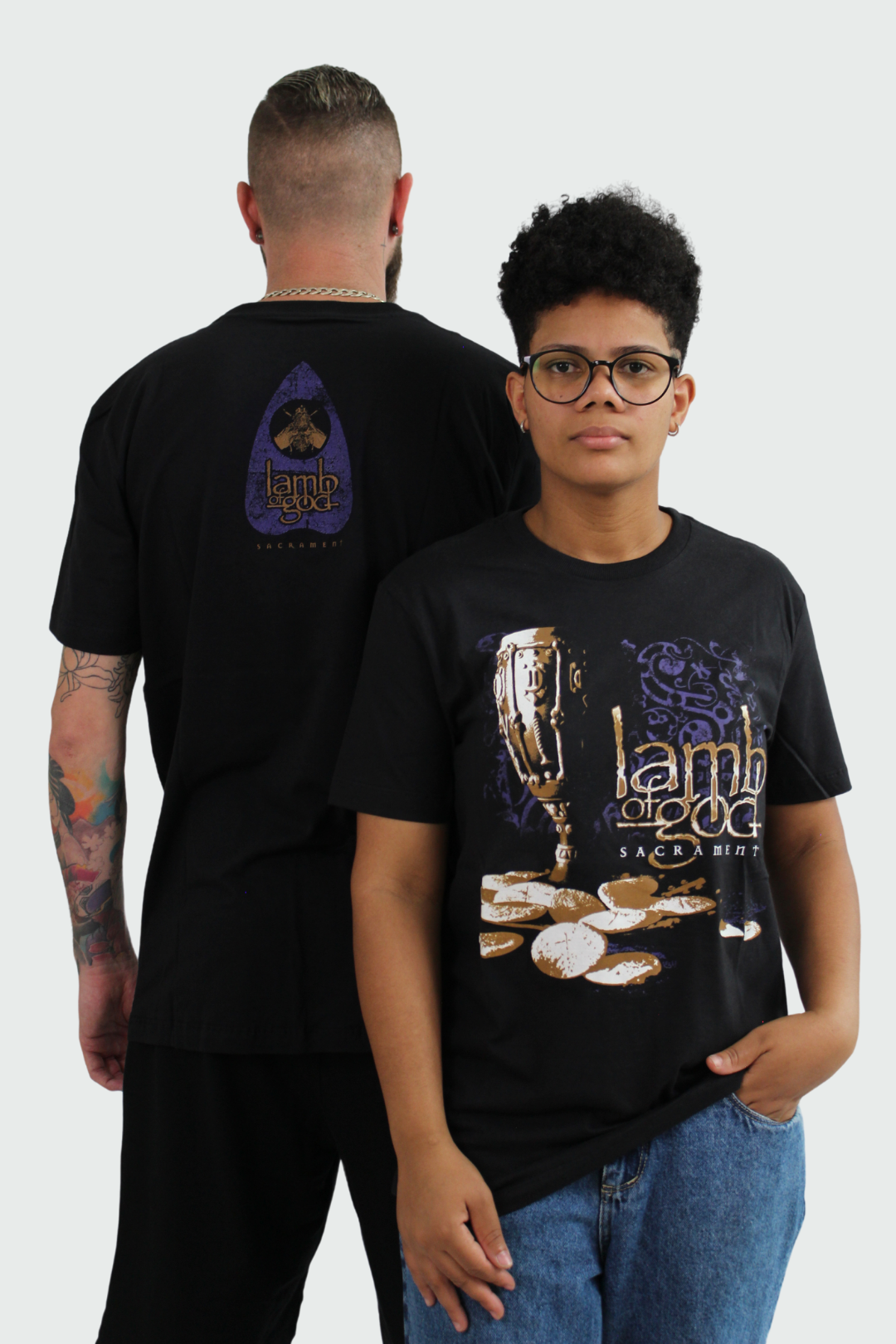 Camiseta Manga Curta Lamb Of God Sacrament