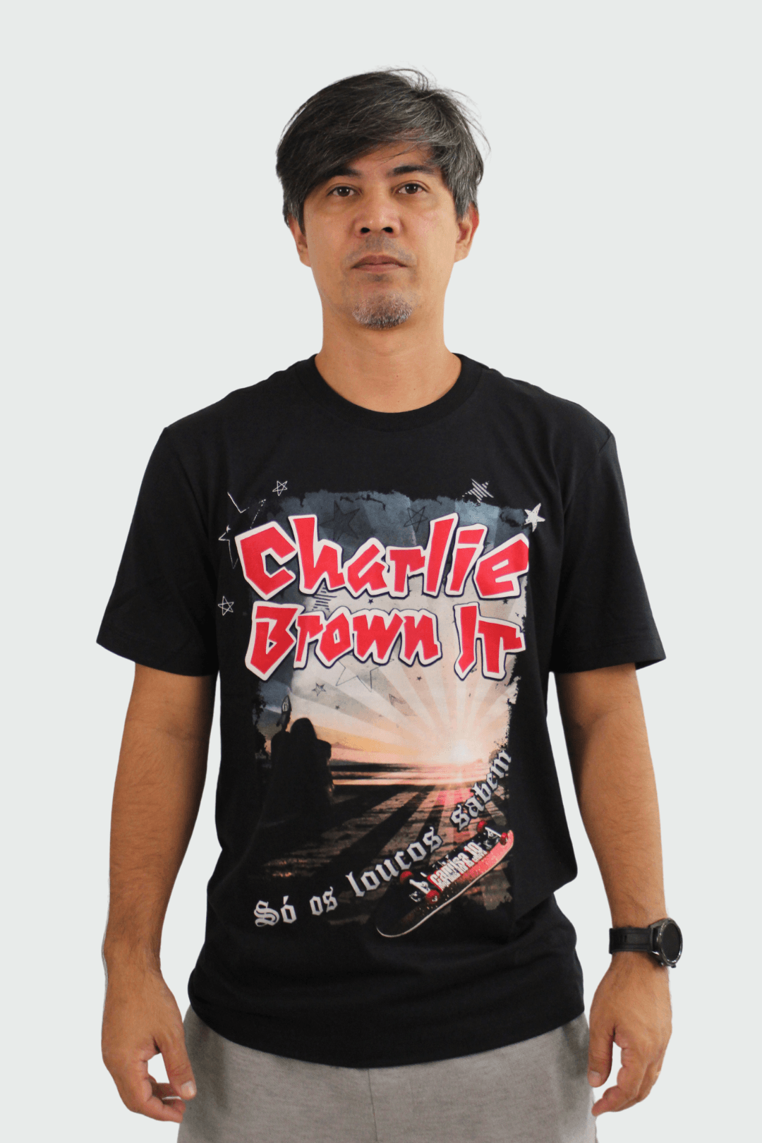 Camiseta Manga Curta Charlie Brown Jr. Só Os Loucos Sabem