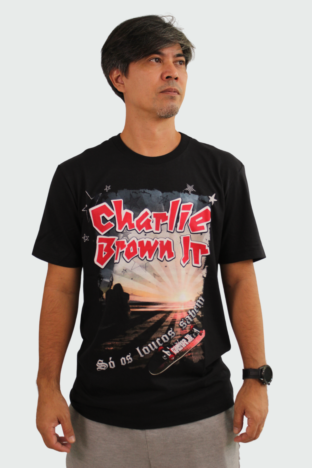 Camiseta Manga Curta Charlie Brown Jr. Só Os Loucos Sabem