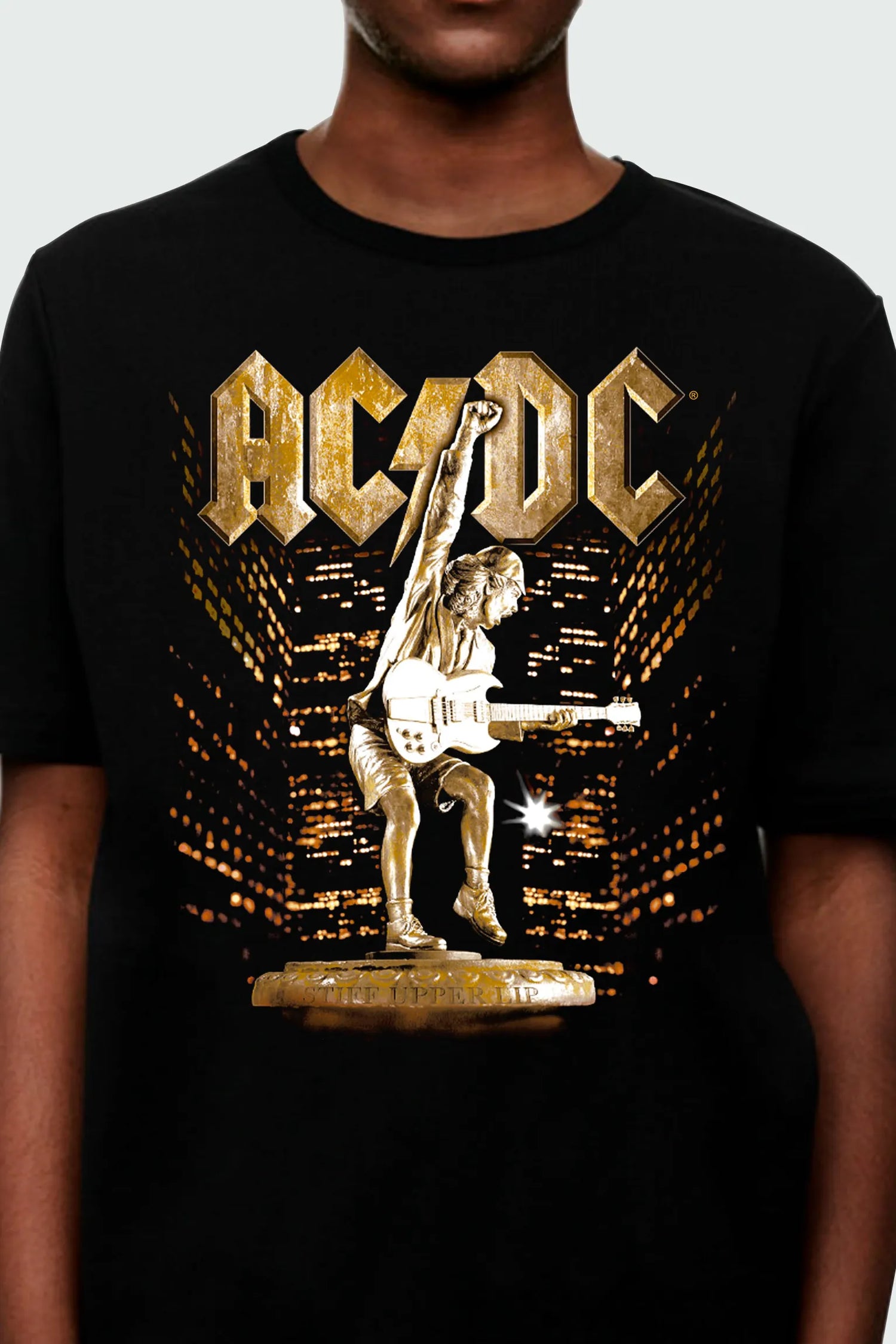 Camiseta Manga Curta AC/DC Stiff Upper Lip