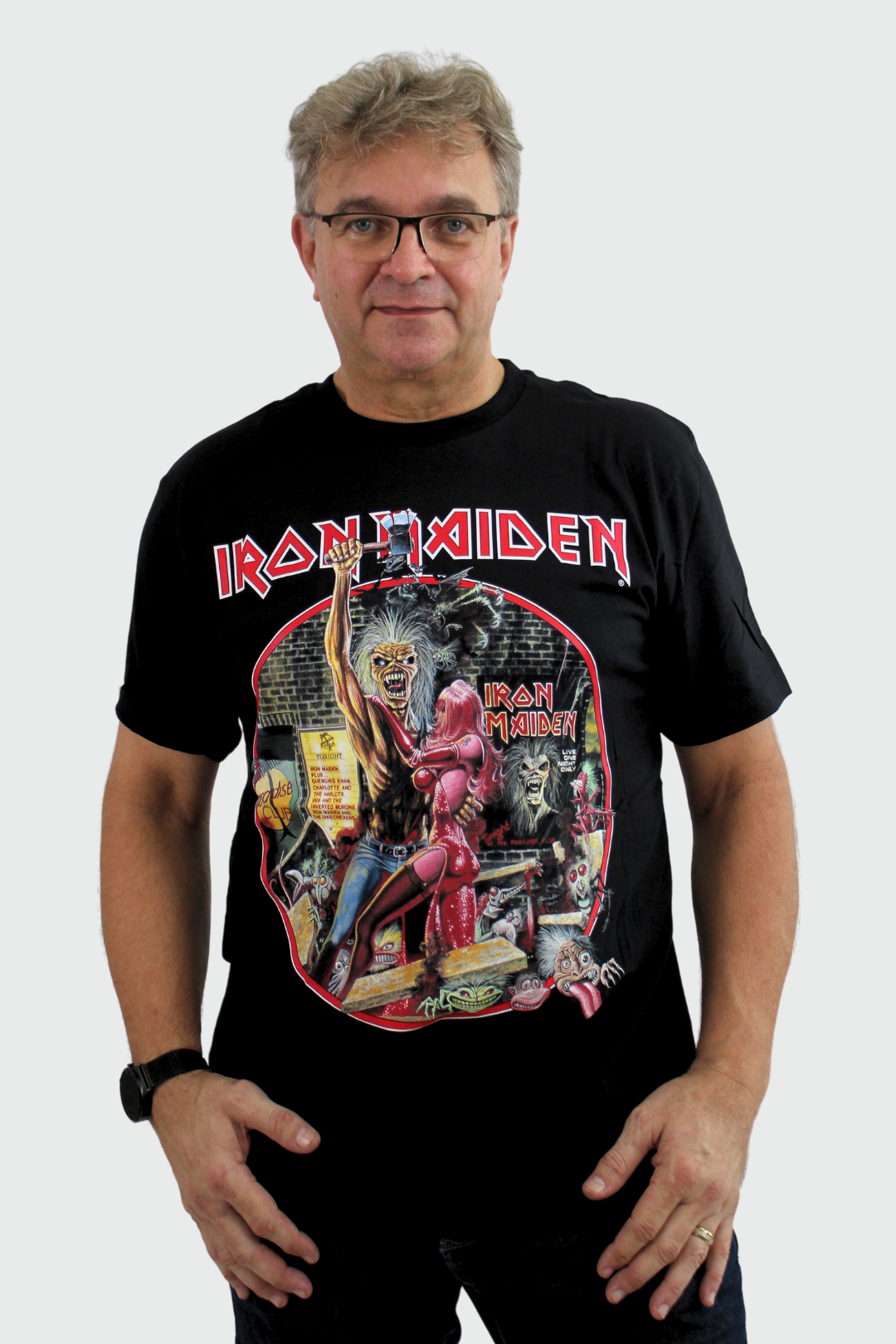 Camiseta Manga Curta Iron Maiden Bring Your Daughter