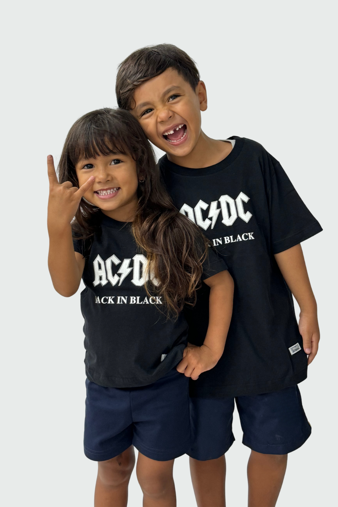 Camiseta Manga Curta Infantil AC/DC Back In Black