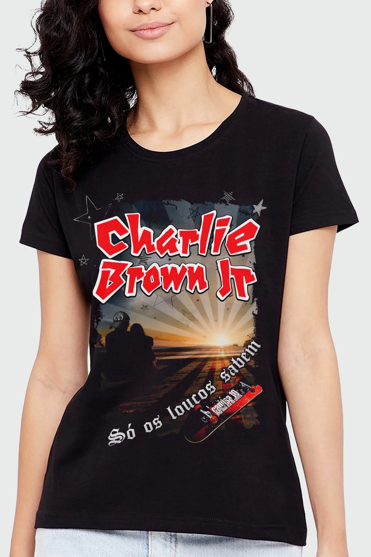 Camiseta Manga Curta Feminina Charlie Brown Jr. Só Os Loucos Sabem